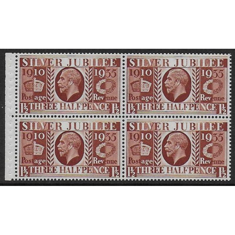 1935 Silver Jubilee 1½d red-brown. Pane of four. Watermark upright. SG NComB7. Unmounted mint